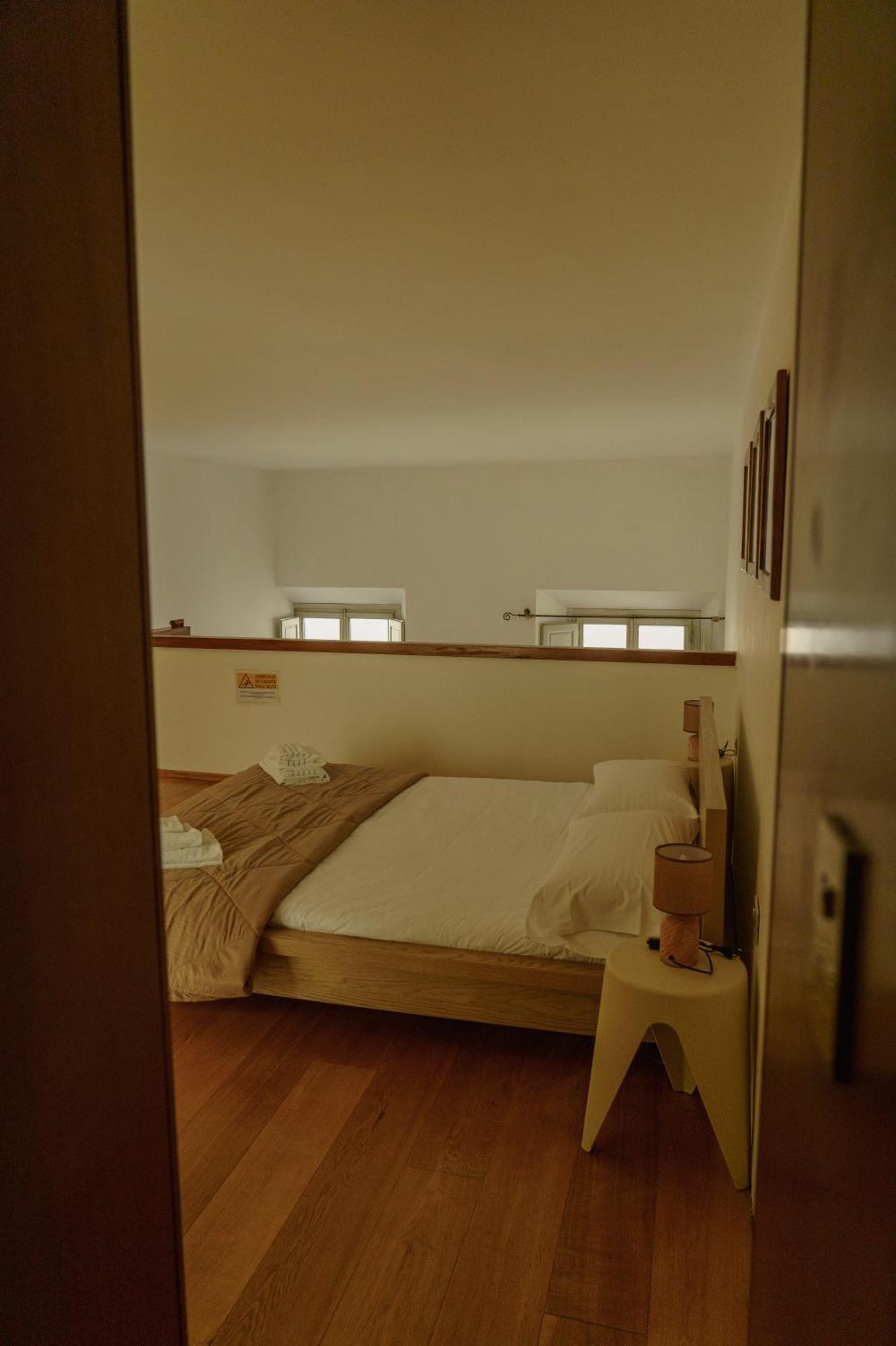 Nice One Bedroom In Historical Building Флоренция Экстерьер фото
