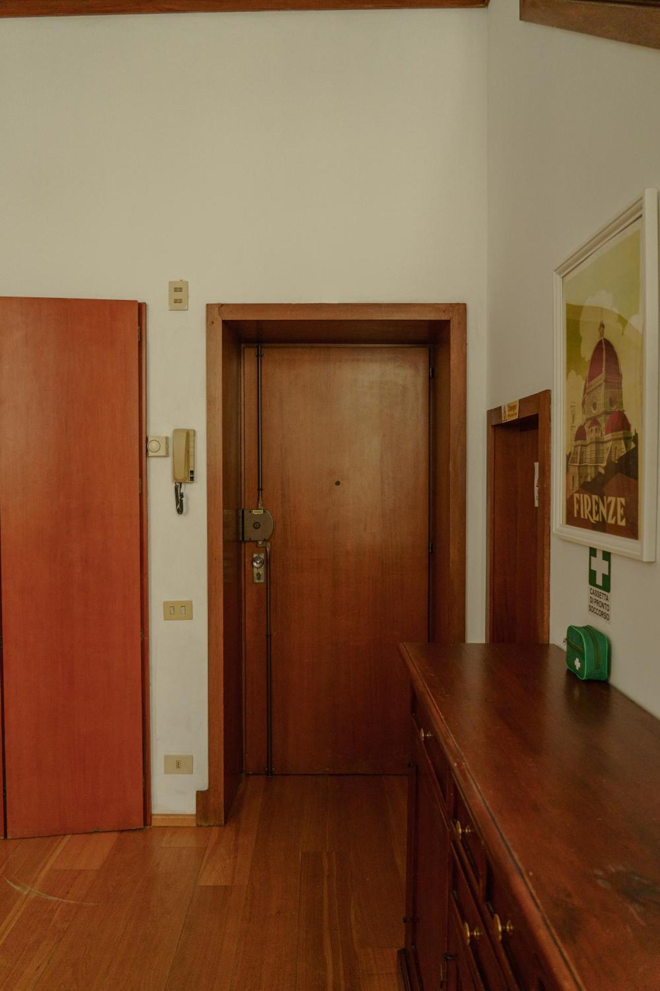 Nice One Bedroom In Historical Building Флоренция Экстерьер фото